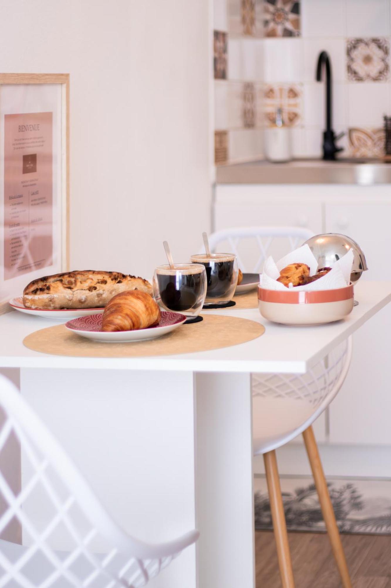 Le Boho Chic Studio Cosy นาร์บอนน์ ภายนอก รูปภาพ